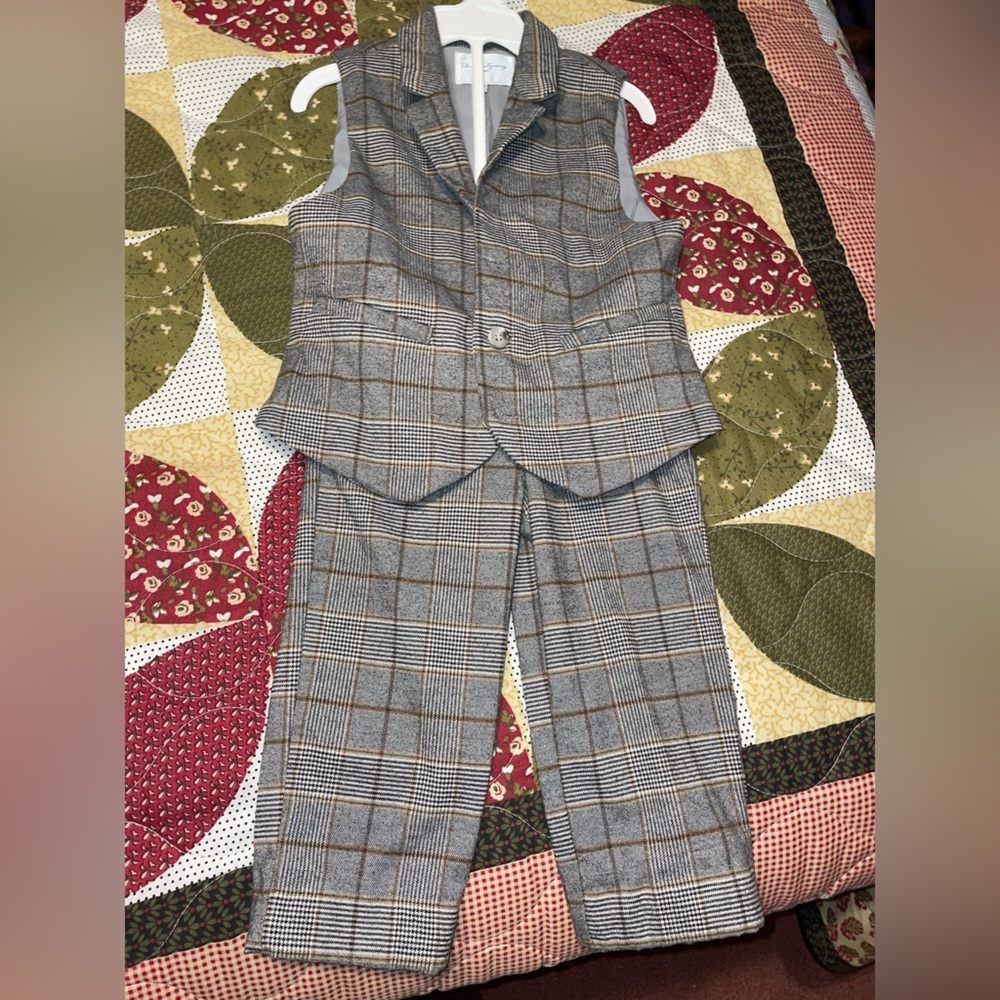 The Montgomery Label by Dainty Jewells
